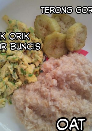 Foto resep Mpasi 8 m-Oat orak arik telur+ terong goreng