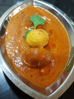 પંજાબી દમ આલુ (Punjabi Dum Aloo Recipe In Gujarati) રેસીપી મુખ્ય ફોટો