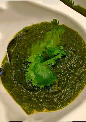 A picture of Spinach Saag.