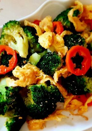 香酥蛋拌青花 的食譜成品照片