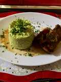 Timbal de Cus Cus a la palta con Costillas de Cerdo agridulce