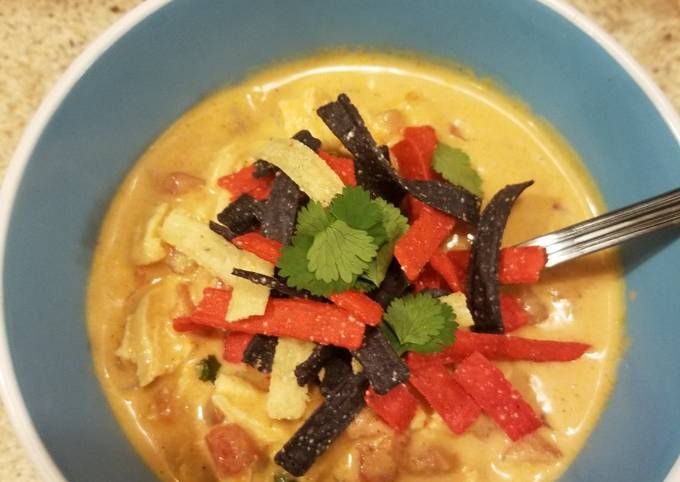 Steps to Make Homemade Chunky chicken tortilla soup