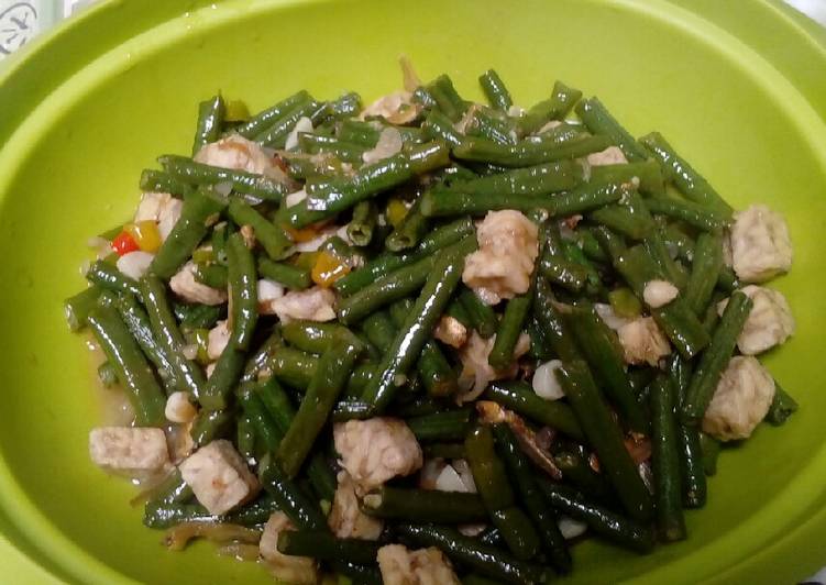 Oseng oseng kacang panjang mix tempe