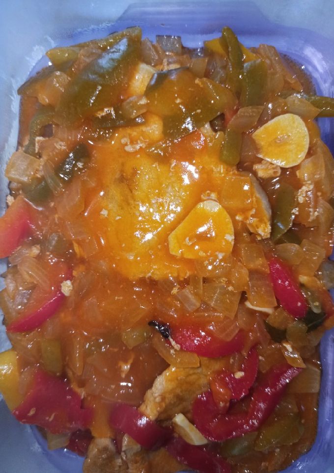 Una foto de Lomo con pimientos a la riojana