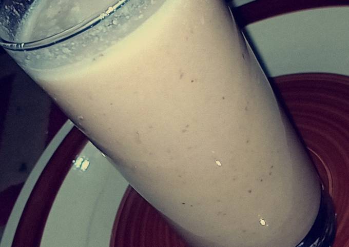 Date milk shake