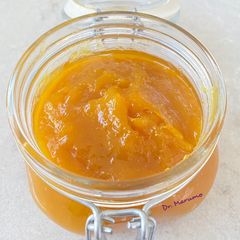A picture of Mango Jam.