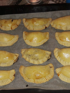 Una foto de Empanadas de carne dulces