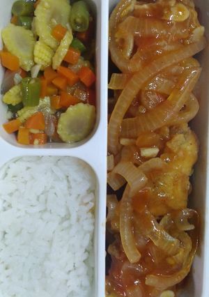 Foto resep Bekal anak (ayam saos asam manis dan tumis warna warni)