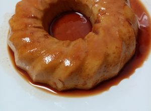 Una foto de Flan de persimón o caqui