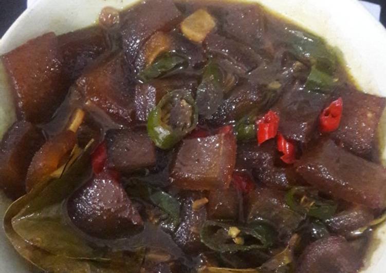 Kikil masak cabe ijo