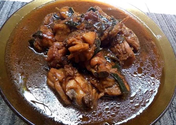 Semur ayam kecap bombay