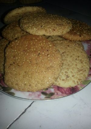 صورة لوصفة كوكيز بالسمسم