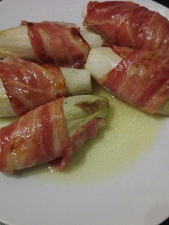 Una foto de Endivias gratinadas