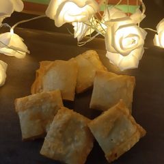 A picture of Box patties.
