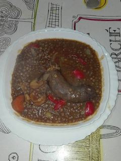 Una foto de Guiso de lentejas con chorizo casero