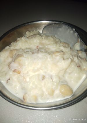 चावल की खीर (chawal ki kheer recipe in Hindi) रेसिपी मुख्य फोटो