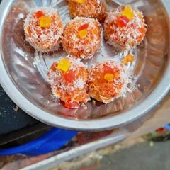 A picture of Bottle gourd laddu.