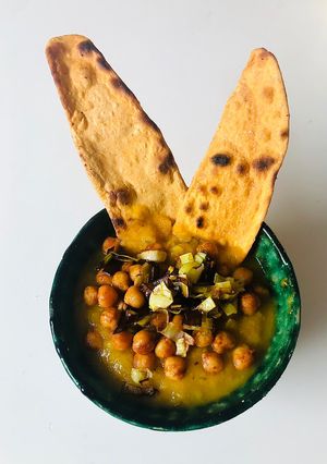 Foto di Vellutata di Zucca con Porri e Ceci croccanti alla Paprika