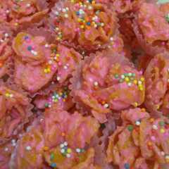 Corn flakes pinky pie রেসিপির প্রধান ছবি