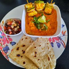 A picture of Paneer tikka masala.