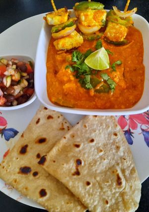 A picture of Paneer tikka masala.