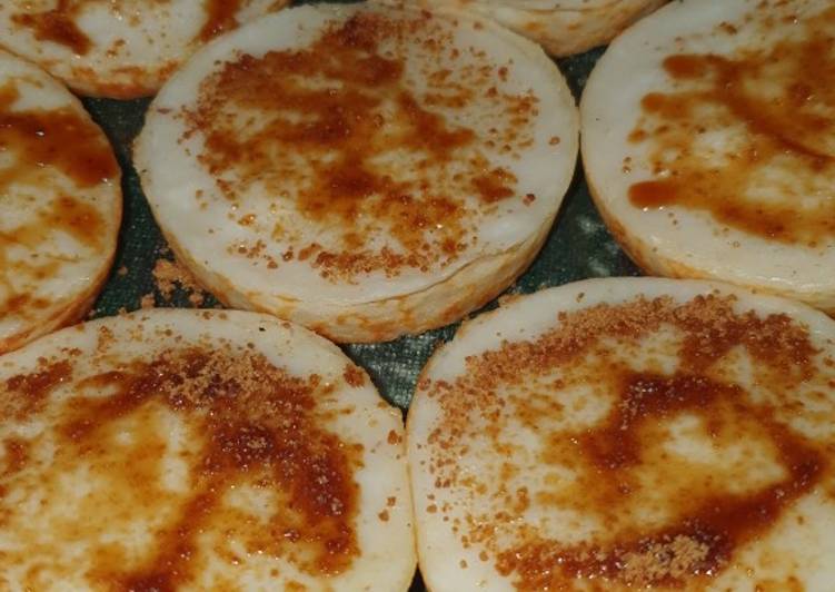 Bagaimana Membuat Kue Pancong Gula Kelapa Anti Gagal