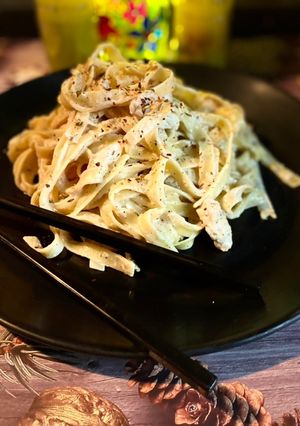 A picture of Cheesy Fettuccine Pasta.