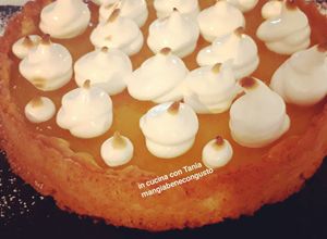 Foto di Crostata con lemon curd e meringa
