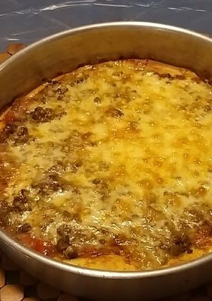 صورة لوصفة بيتزا بسجق 🍕