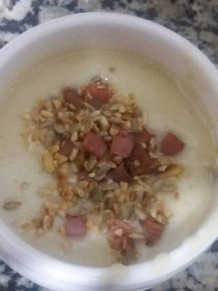 Una foto de Crema de céleri o apionabo