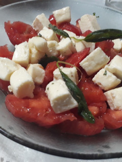 Una foto de Ensalada Caprese