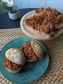 Una foto de Pulled Chicken en TM31
