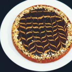 A picture of Peanut butter fudge cake.