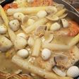 Cazuela de merluza en salsa blanca