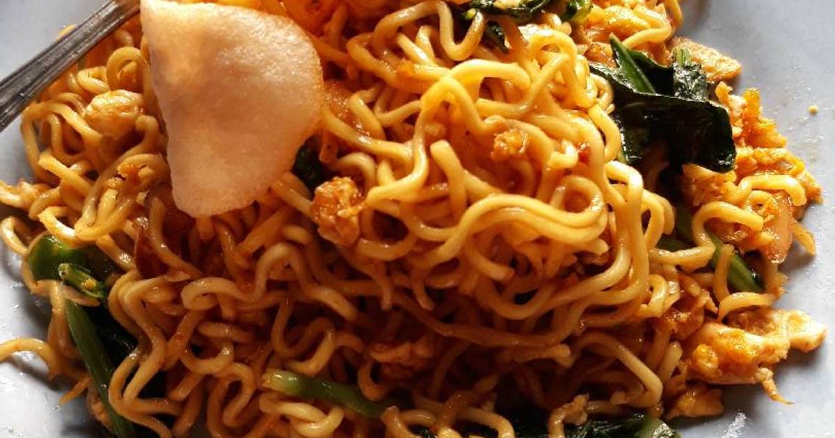 Resep Mie Goreng Simple Tanpa Bumbu Giling Oleh Lisni Agnes - Cookpad