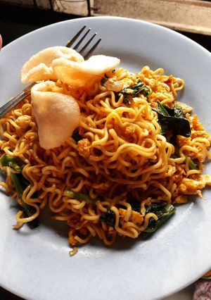 Foto resep Mie Goreng Simple tanpa bumbu giling