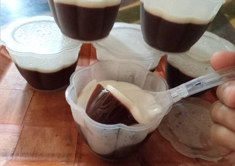 Langkah Mudah untuk Menyiapkan Puding coklat fla susu ala kfc Anti Gagal