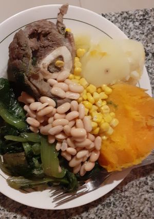 Una foto de Puchero Fácil y económico! 🥰 con lo que tenía en la heladera!