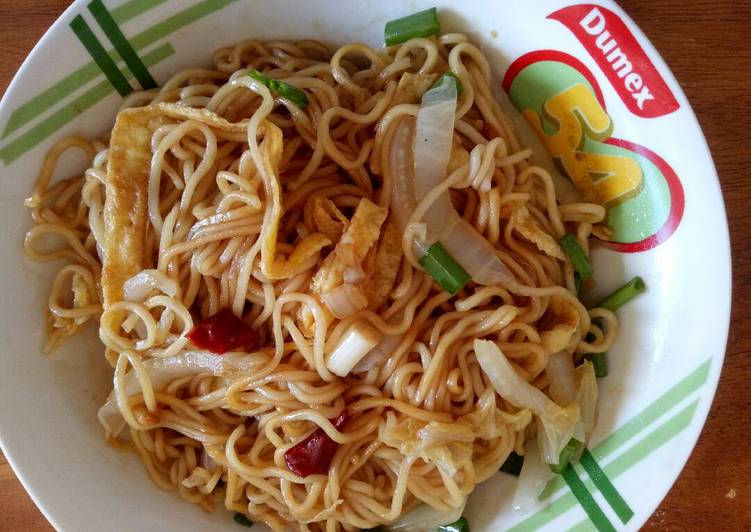 Lagman,noodle and vegetables