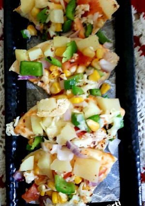 वेज पिज़्ज़ा (Veg pizza recipe in hindi) रेसिपी मुख्य फोटो