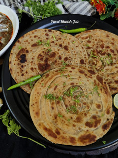 लच्छा पराठा (Wheat flour lachha paratha recipe in Hindi) रेसिपी मुख्य फोटो