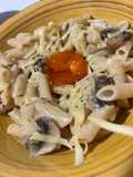Pasta con trufa blanca hongos y yema