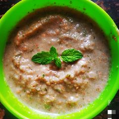 A picture of Anaardana chutney.