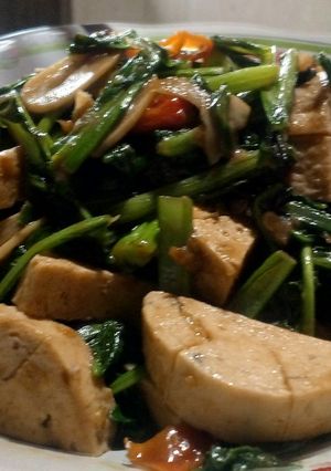Foto resep Tumis Sawi Sosis Rollade