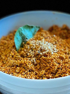 A picture of Tilachi chutney (sesame chutney powder).