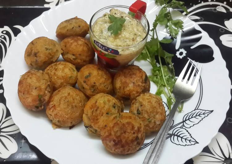 Stuffed potato masala appe