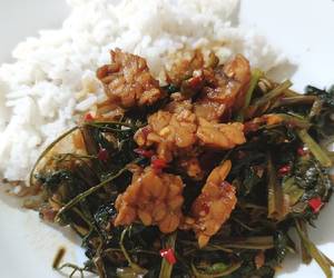 Masakan Populer Oseng kangkung  tempe Minggu Ini