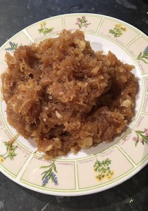 A picture of Apple halwa.