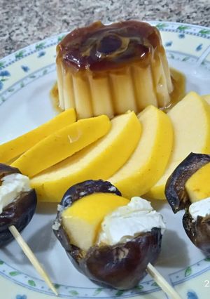 Une photo de Dattes farcies aux pommes et camembert