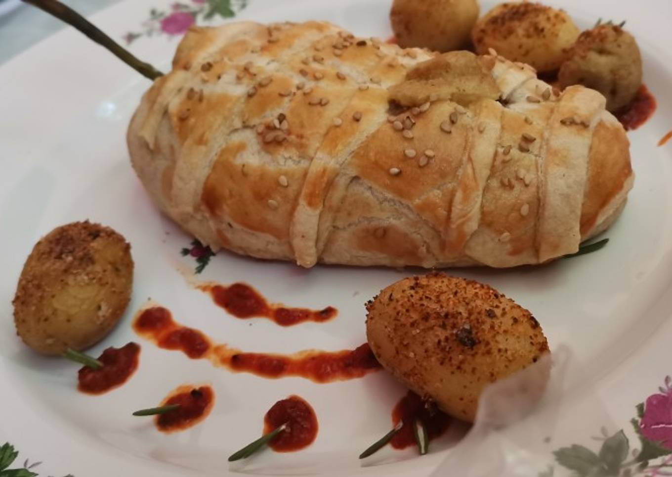 Rollo de chile poblano hojaldrado